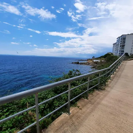 Apartamento Canyelles Beach Apartment *